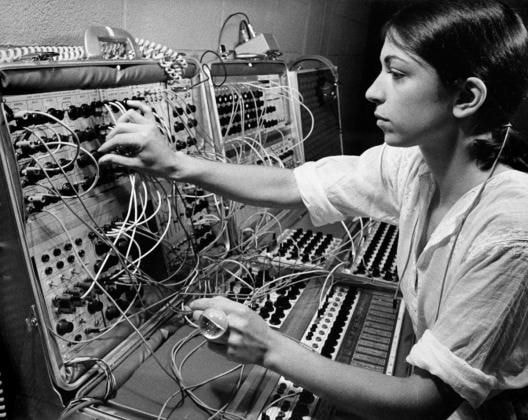 Event_Suzanne-Ciani-Tribute-to-Don-Buchla_2017-04-28_Suzanne-Ciani.jpg
