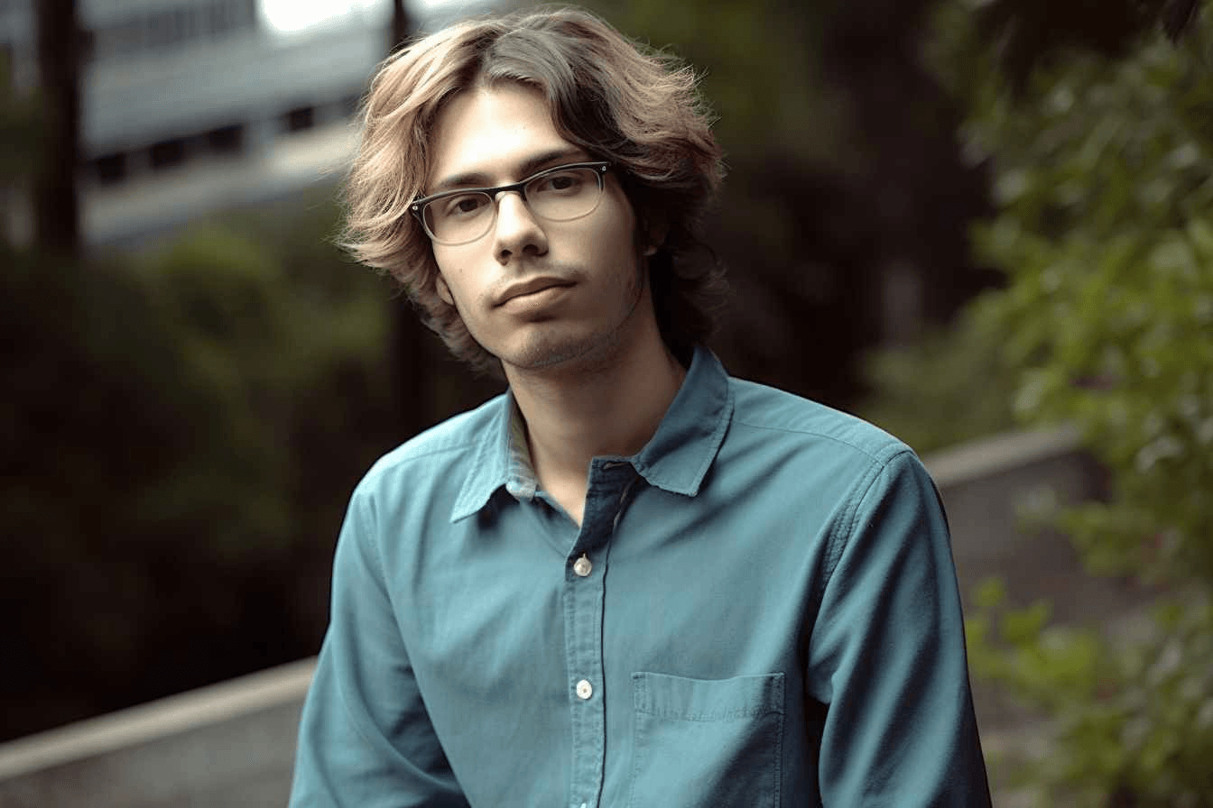 Лейф Брукс создал Omegle в 18 лет и вошел в список Forbes Under-30 в 2018 году